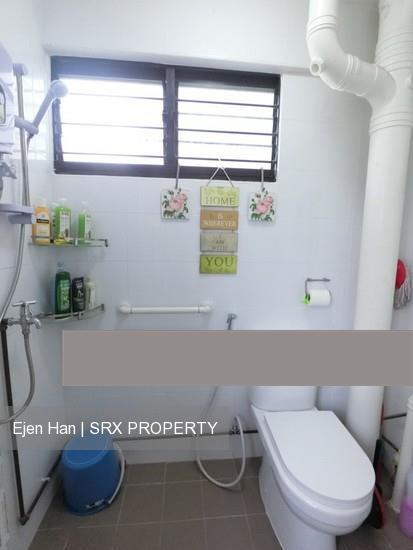 Blk 126 Yishun Street 11 (Yishun), HDB 4 Rooms #213378521